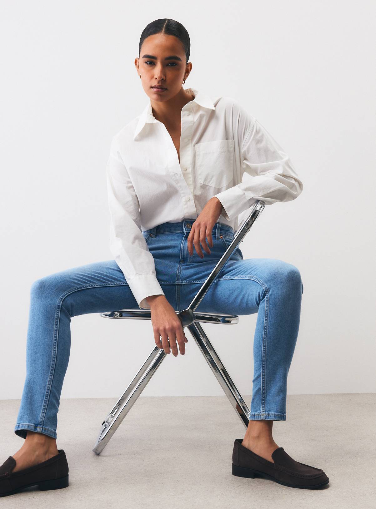 Light Blue Mid Rise Slim Fit Denim Jeans 20R - Image 1